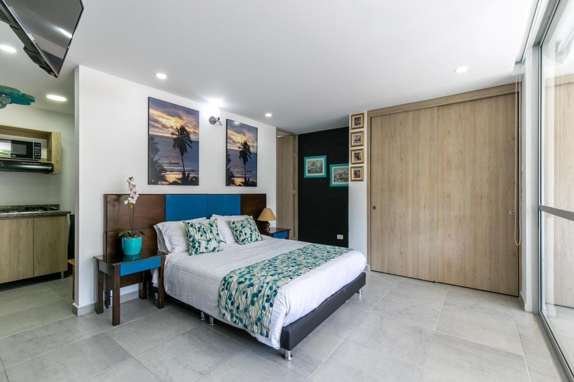 Apartamentos Borbon Suites Меделин Екстериор снимка