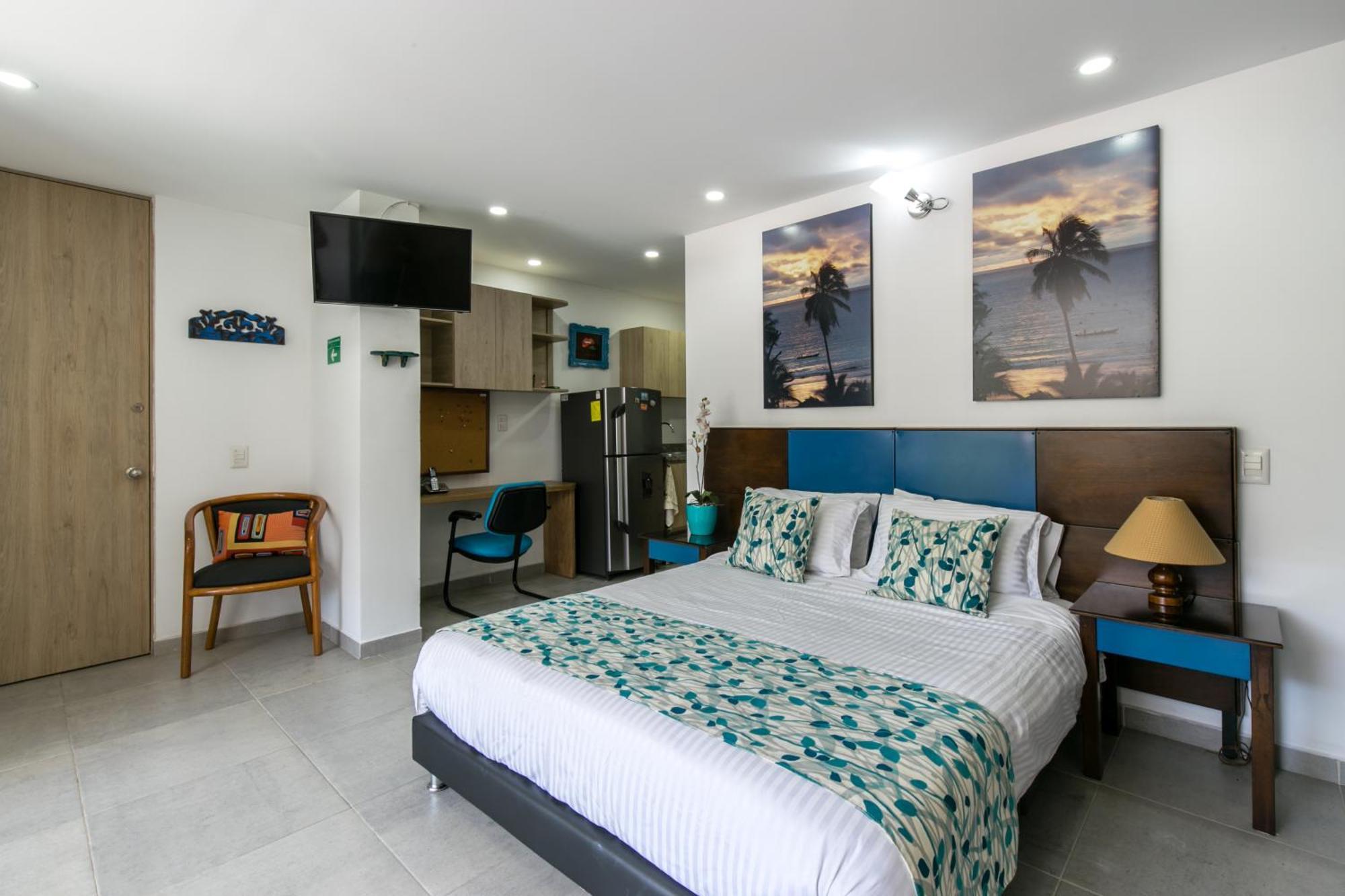 Apartamentos Borbon Suites Меделин Екстериор снимка