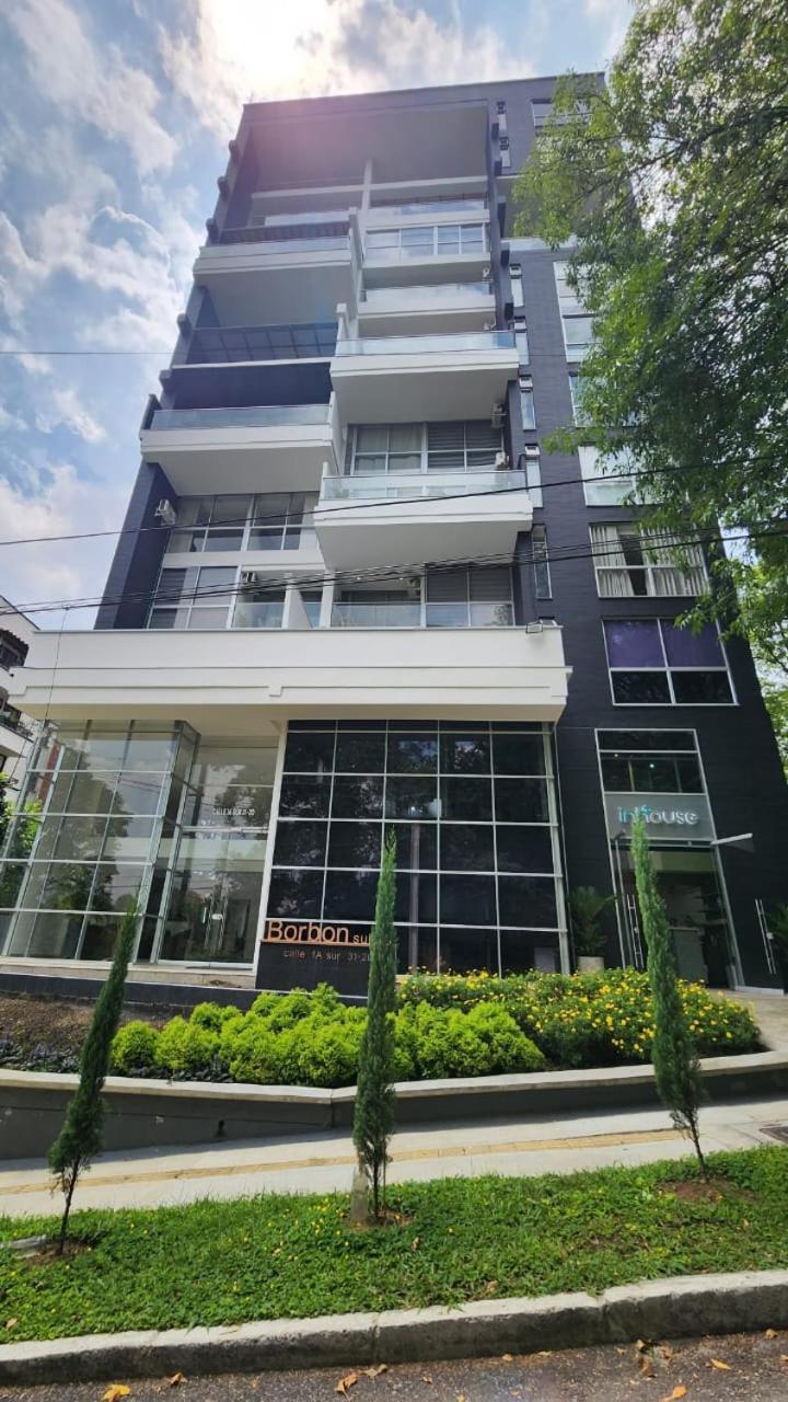 Apartamentos Borbon Suites Меделин Екстериор снимка