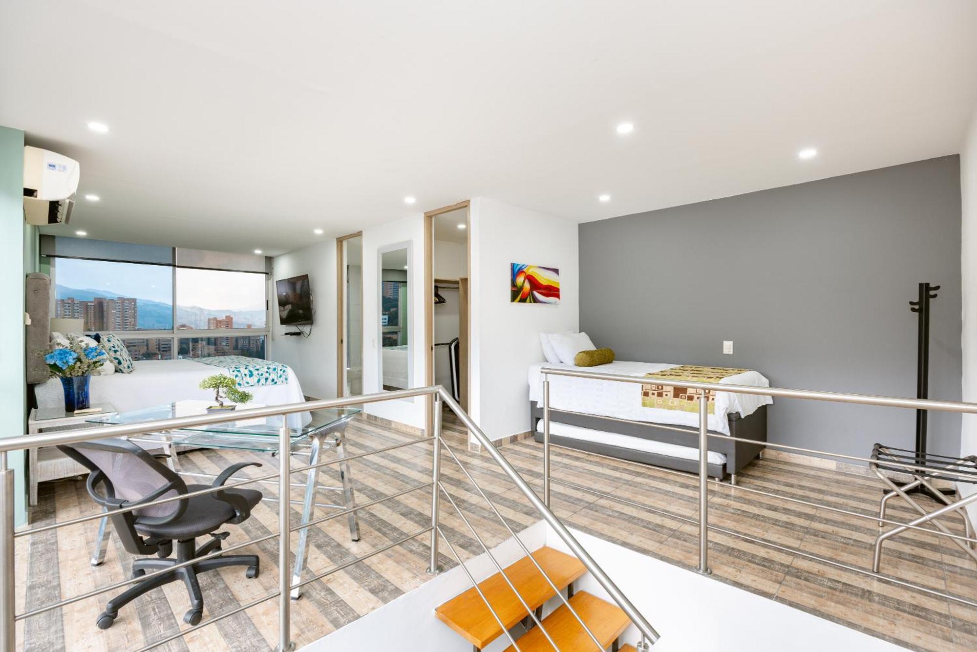 Apartamentos Borbon Suites Меделин Екстериор снимка